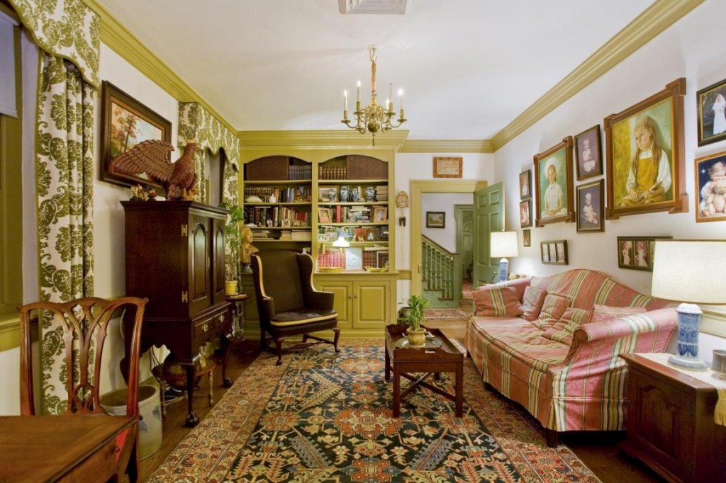 Nordon Manor sitting room Phoenix Arcadia